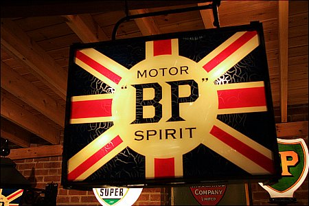 B.P. MOTOR SPIRIT - click to enlarge